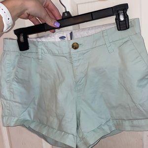 Old navy shorts🔴